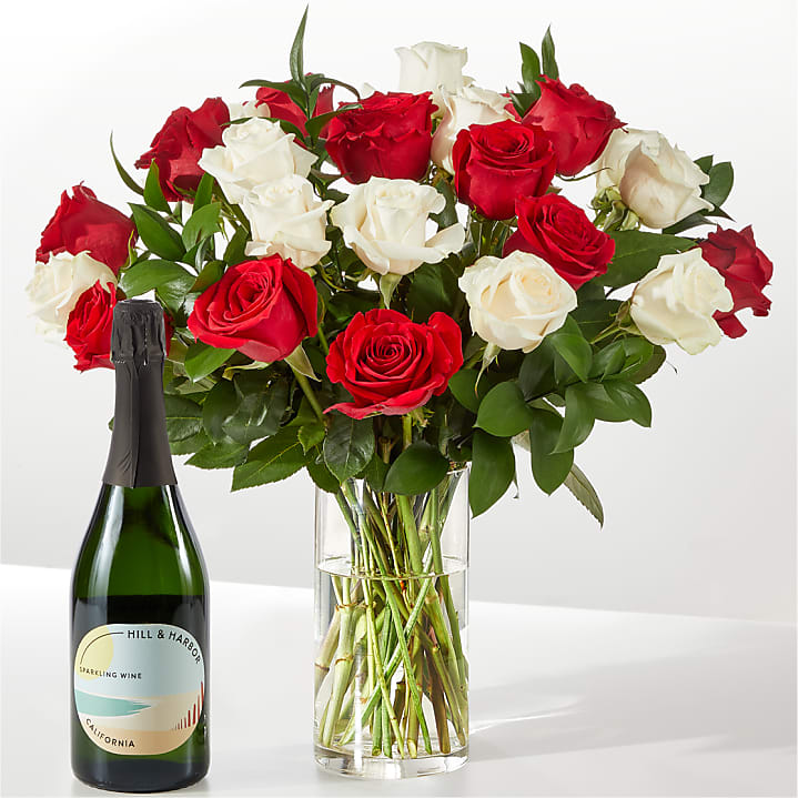 product image for Santa Baby Rose Bouquet and Wine Gift Set